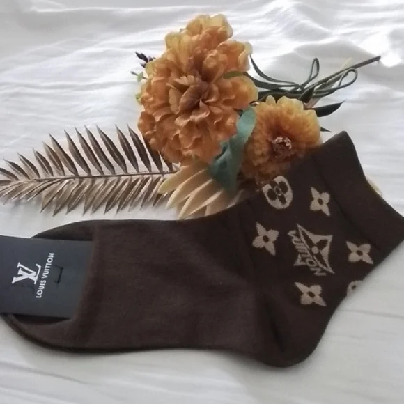 Louis Vuitton Brown Floral Socks - Picture 2 of 5